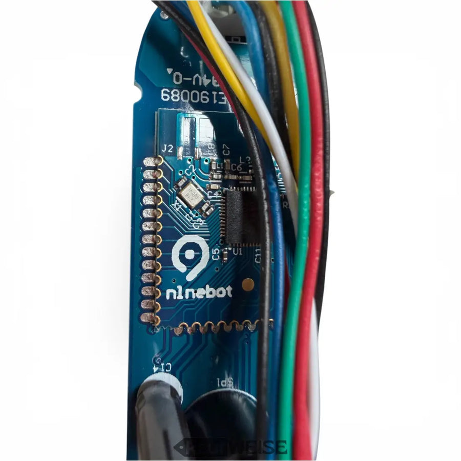 Integroitu Bluetooth-moduuli älypuhelinsovellusintegraatiolle